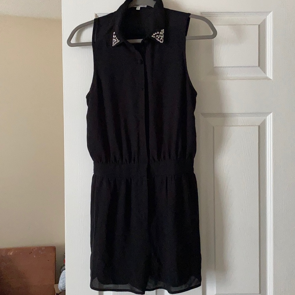 Chic stylish Romper!